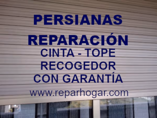 Persiana reparada por técnico de Reparhogar Barcelona, cambio de cinta y recogedor